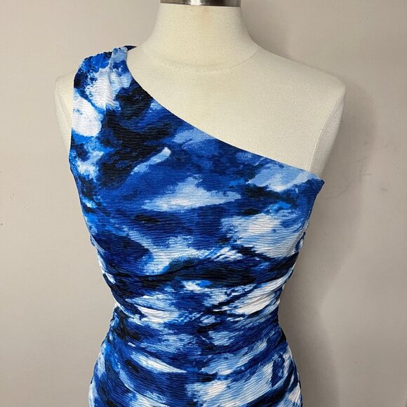 NWOT MISCREANTS One-Shoulder Ruched Mini Dress in Blue Tie Dye - Picture 3 of 12
